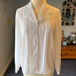 Elegant White Lace Collar Women's Top